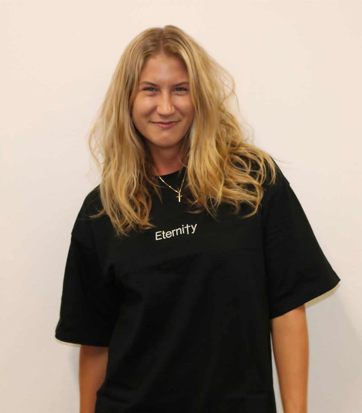 Unisex Black T shirt- Centre logo image 5