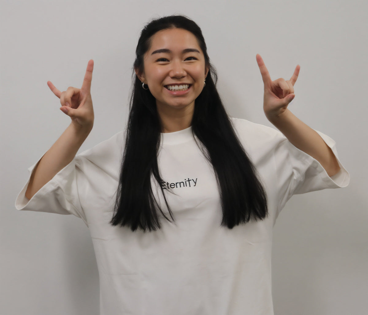 Unisex White T shirt- Centre logo image 2