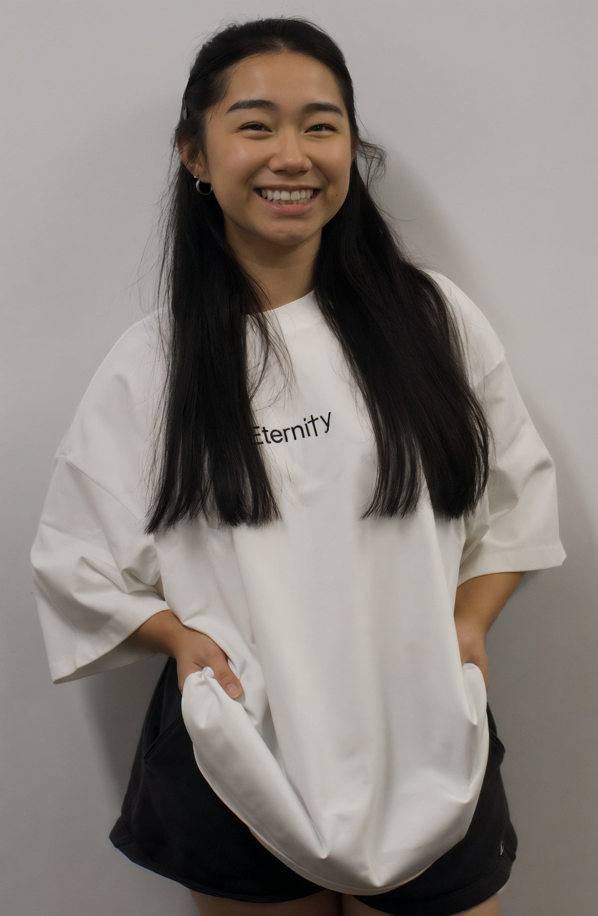Unisex White T shirt- Centre logo image 10